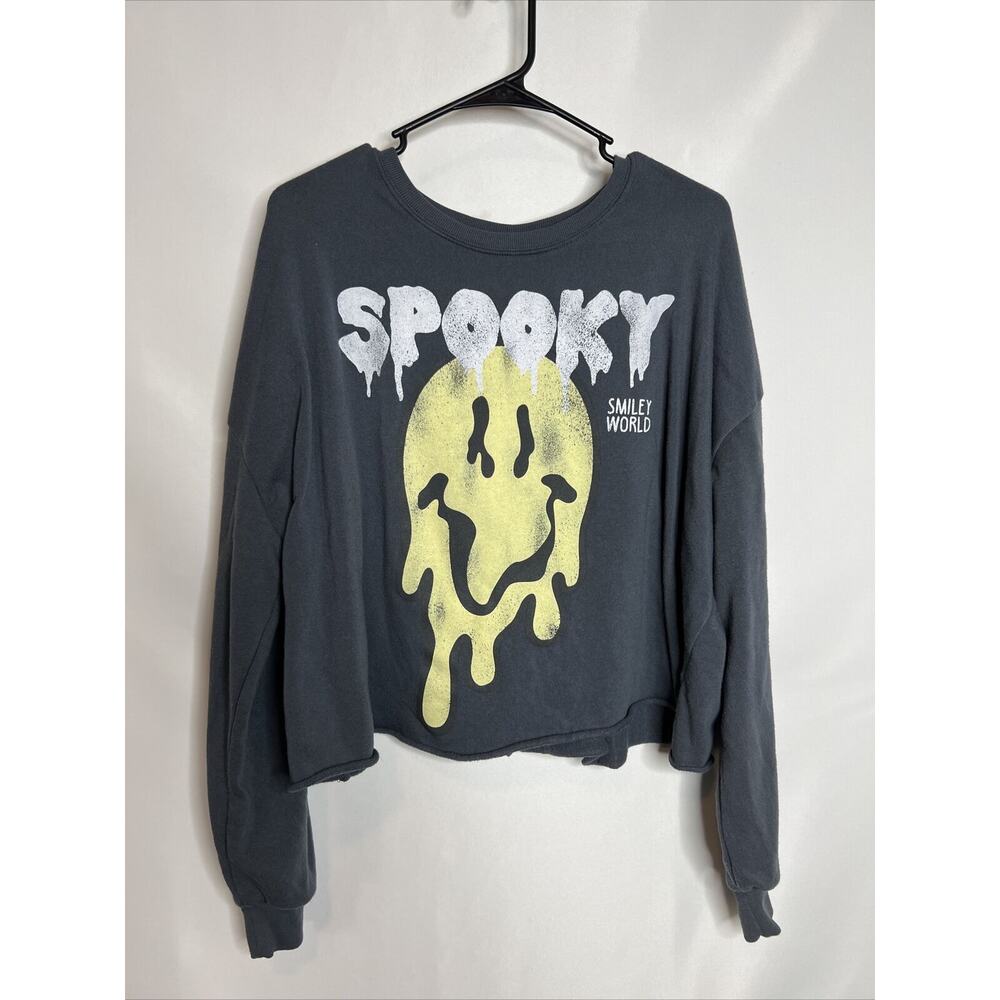 SmileyWorld Women's Size XL Cropped Graphic Sweater - Gray